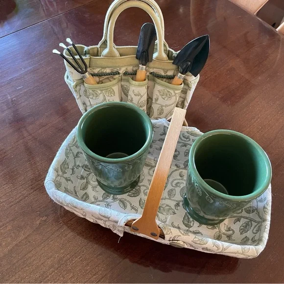 Longaberger Green and Cream Garden Tool Set - Picture 1 of 3